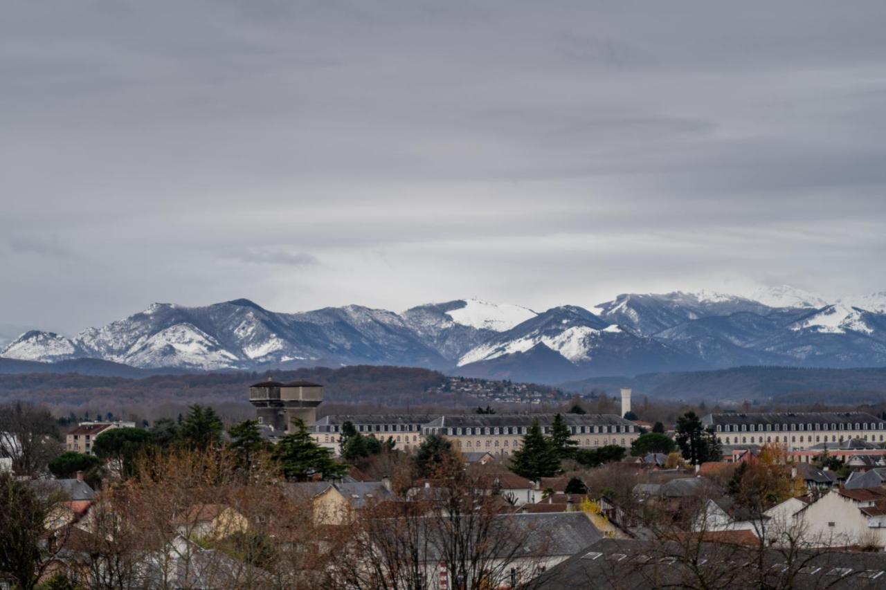 タルブCap Sud - 53M2- Vue Pyrenees- Hypercentre-Parking -Wifi Fibreアパートメント エクステリア 写真