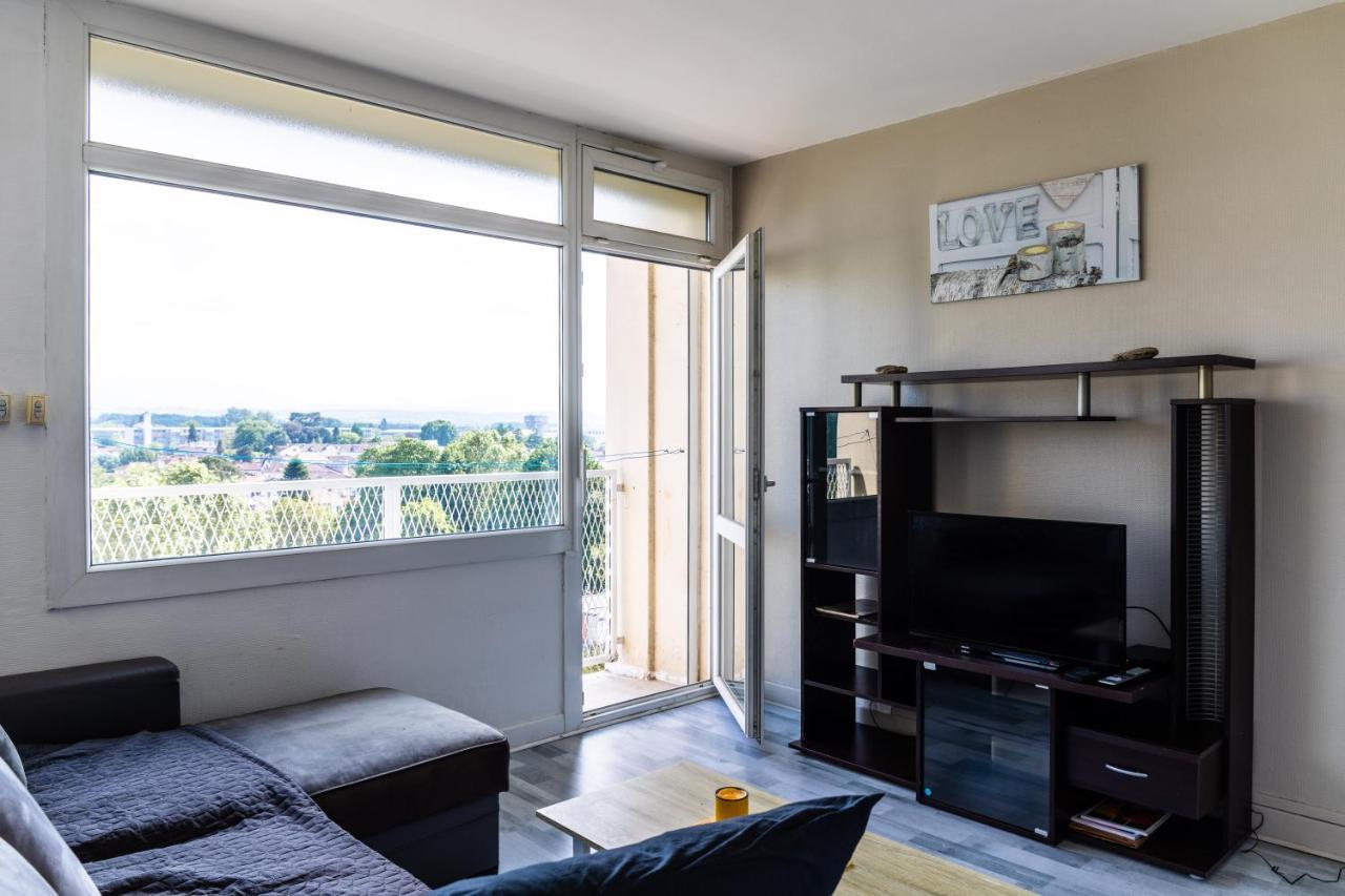 タルブCap Sud - 53M2- Vue Pyrenees- Hypercentre-Wifi Fibre -Nouvelle Literieアパートメント エクステリア 写真