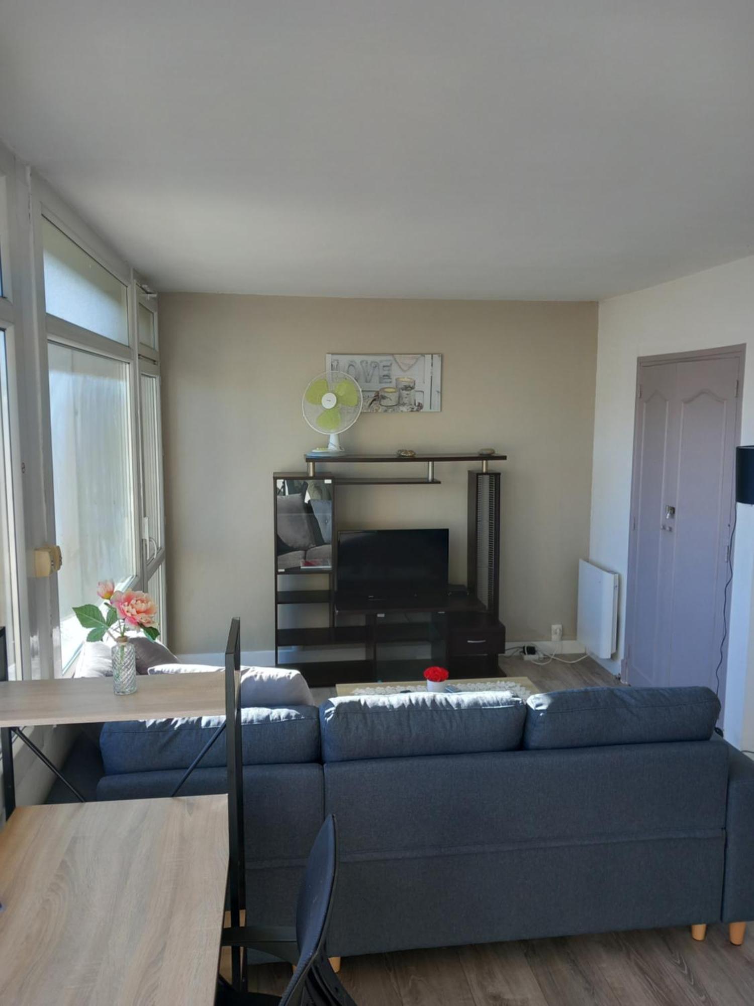タルブCap Sud - 53M2- Vue Pyrenees- Hypercentre-Wifi Fibre -Nouvelle Literieアパートメント エクステリア 写真