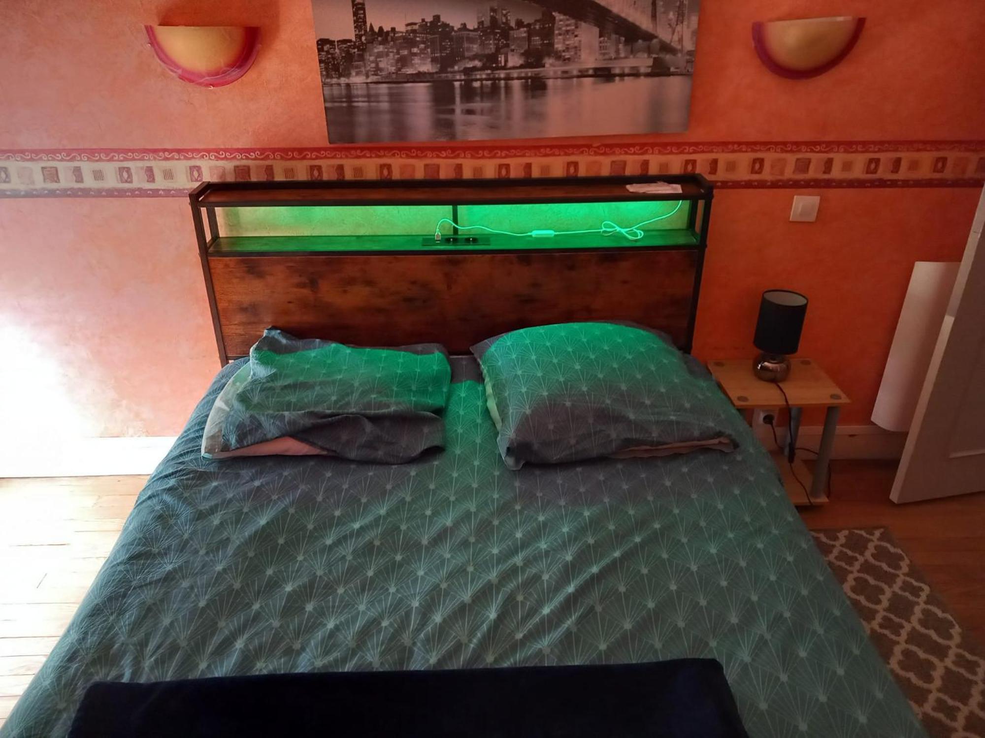 タルブCap Sud - 53M2- Vue Pyrenees- Hypercentre-Wifi Fibre -Nouvelle Literieアパートメント エクステリア 写真